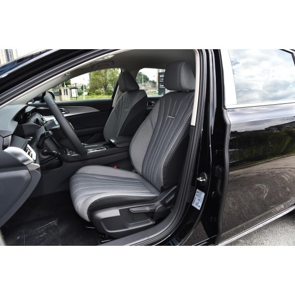 2023 Hongqi H5 Midsize SUV with 94.3kWh Battery Capacity and 1980kg Overall Mass