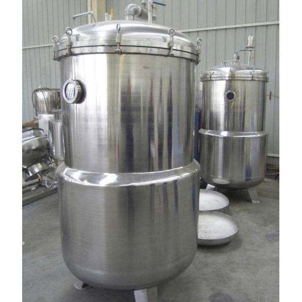 Buy Silver Grey Food Sterilization Equipment Vertical Retort / Vertical Autoclave at wholesale prices
