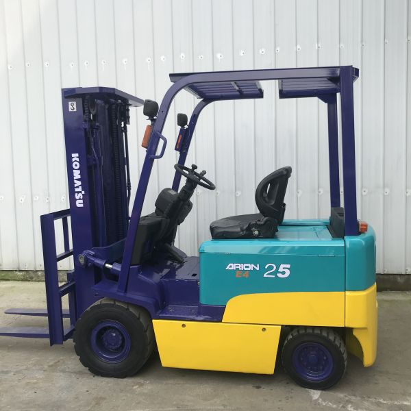 Electric Forklift with 2500 kg Weight and Excellent Performance Original Komatsu 25