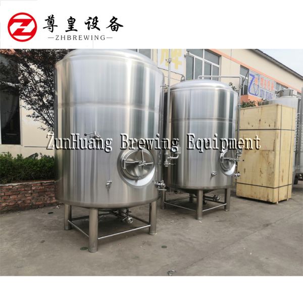 Stainless Steel Commercial Fermentation Tanks , 2500L Bright Bbt Tank For Beer