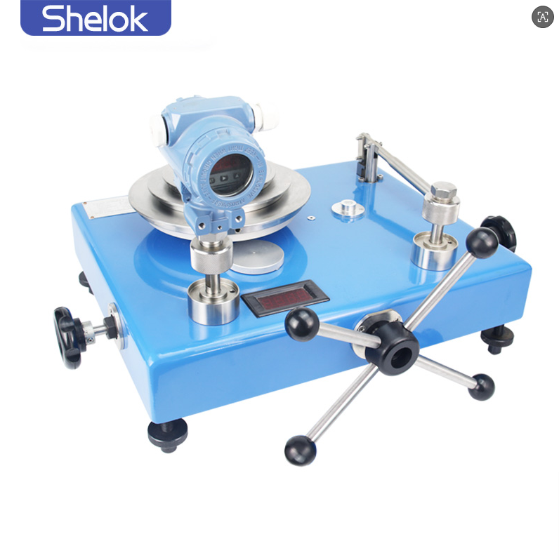 Dead Weight Tester pressure calibration device with national metrological verification and measurement operation design