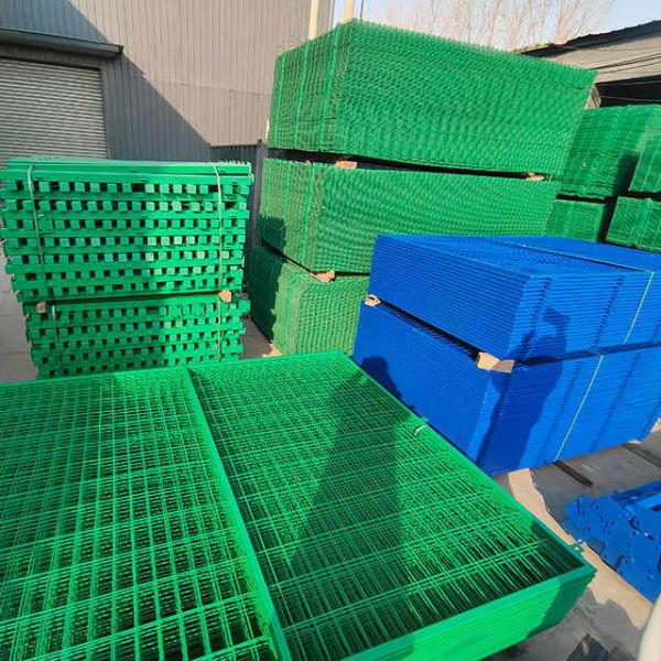 Stainless Steel PVC Guardrail Wire Mesh Fence Corrosion Resistance For Site Protection