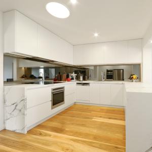Luxury Plywood Custom PVC White Modular Kitchen Cabinets