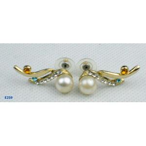 2012 Fashion Jewelry Pearl Zirconia Stud Earrings with new design