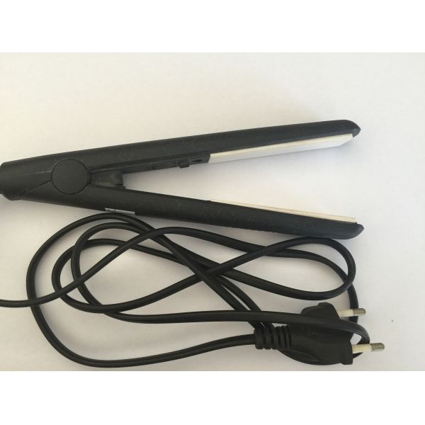 360° Swivel Hang Up Hook Ceramic Battery Powered Hair Clippers With Tourmaline Coating