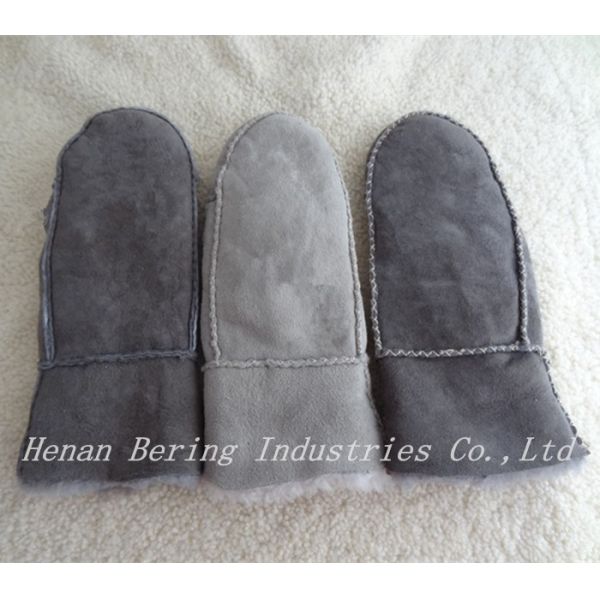 Wholesale Economic Soft Hand Sewn Double Stitching Real Lamb fur Patched Shearling Sheep Skin Cheap Winter Leather Mitten Gloves
