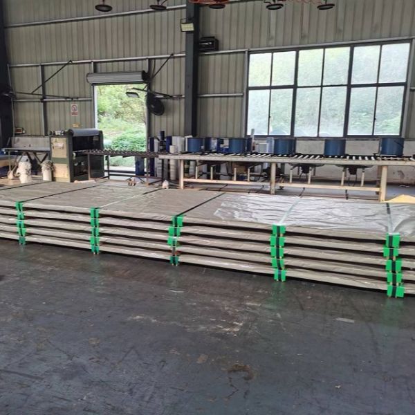 Buy 409 Stainless Steel Sheet Hot Rolled 2b Polished 5mm at wholesale prices