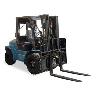 Rough Terrain 2 Wheel Drive Forklift 2.5-4 Tonne