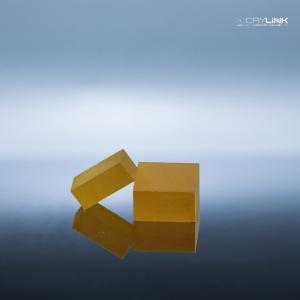 LGS La3Ga5SiO14 Crystal Multifunctional Intraocular Electro Optic 5.67g/Cm3