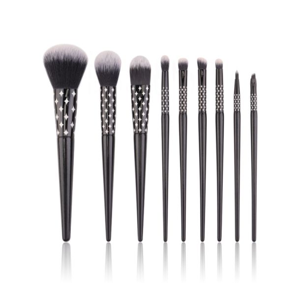 Buy Mainland Cosmetic Makeup Brush Set for Salon Home and Gift Indispensables at wholesale prices