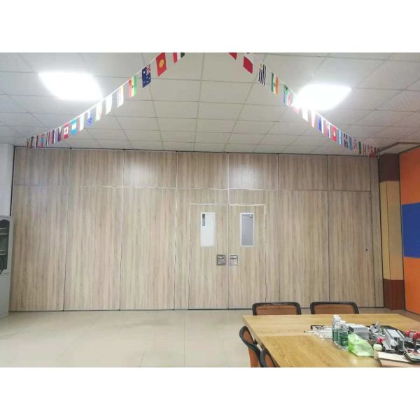 Buy Meeting Room Sliding Soundproof Partition Wall Aluminum Alloy Profile at wholesale prices
