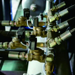 CE Automatic pet bottle blow moulding machine for hot filling liquid food