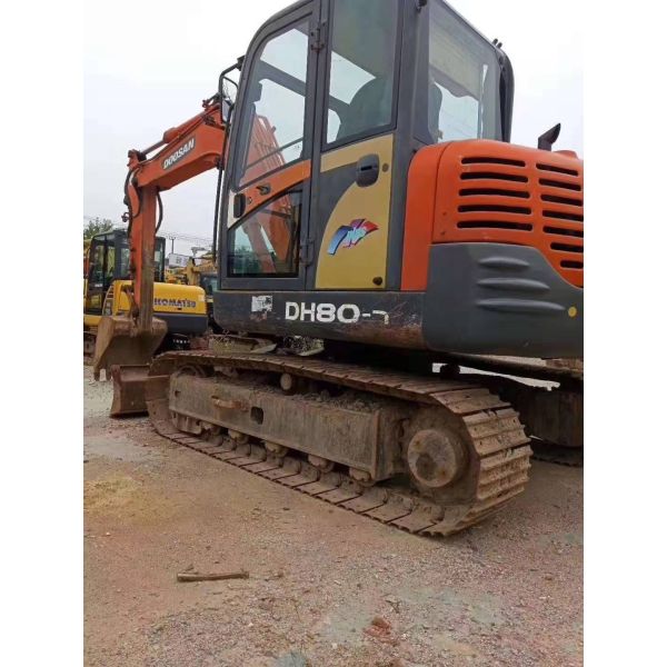 Original Hydraulic Cylinder Doosan DH80-7 Crawler Excavator with 8TON Operating Weight