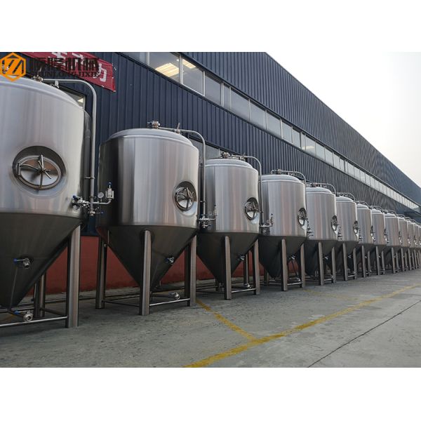 PLC Control Stainless Steel Beer Brewing System , Beer Making Equipment Steam Heating