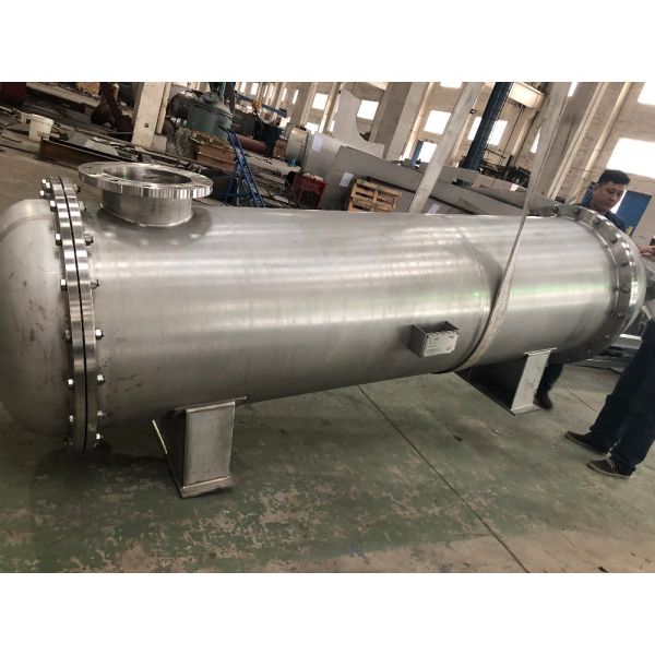 Stainless Steel Sanitary Shell And Tube Heat Exchanger In Oil Refinery