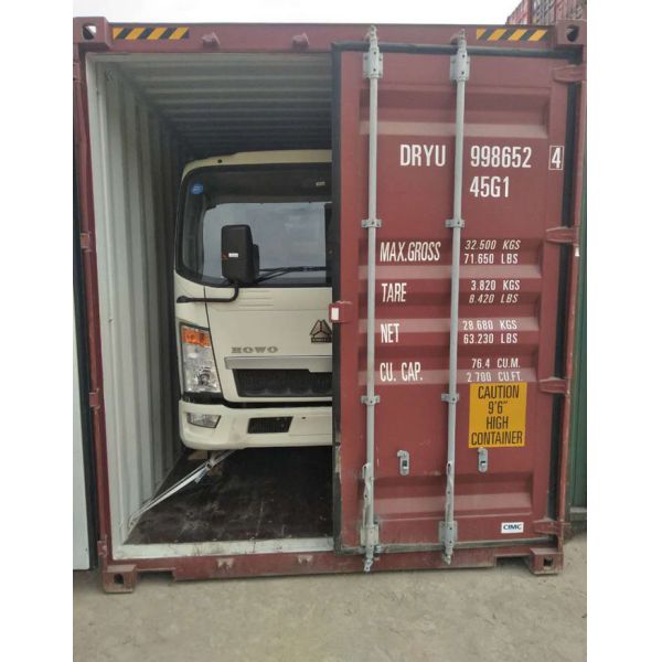 HOWO Light Duty Trucks 3-5 Tons , Construction Site Trucks ZZ1047D3414C145