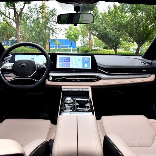 2023 JAC QX PHEV 5-Door Compact SUV with 120km Mileage and Macpherson Front Suspension