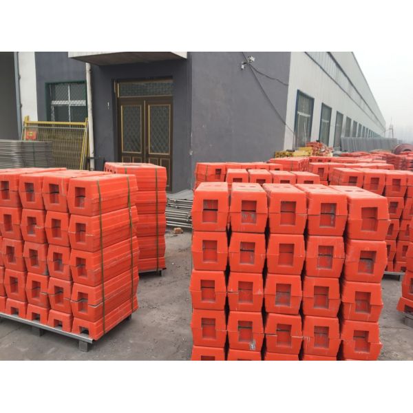 temporary fencing packing in metal pallet all brand new meet AS4687-2007 temp fence shop supplier