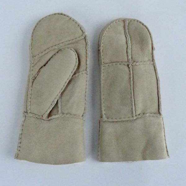 Buy Custom Leather Shearling Gloves Hand Sewing Sheepskin Lined Shearling Gloves at wholesale prices