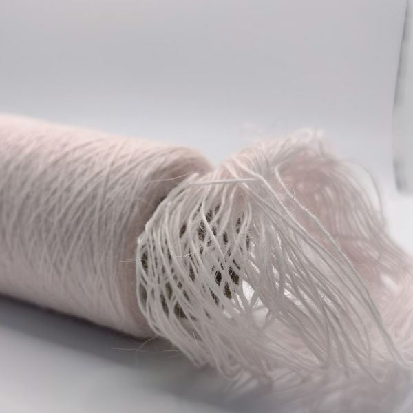 30% Mink Cashmaere Brushed Yarn Warm Rabbit Hand Knitting Yarn For Cardigan Scarf