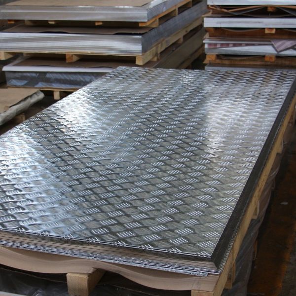 ASTM EN DIN JIS Standard Stainless Steel Checkered / Stainless Steel Diamound Plate