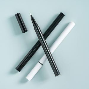 Customized Eyeliner Pencil Packaging Eyeliner Pencil with Exclusive Embossing