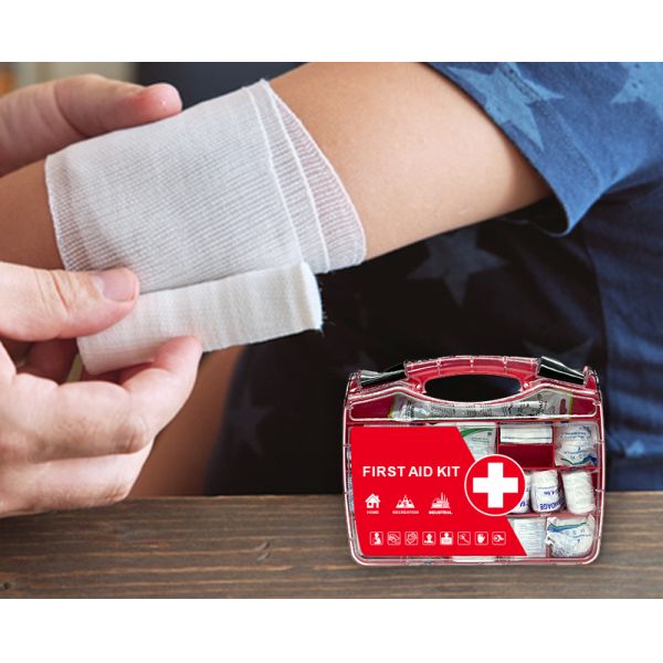 Portable Manual Power Home First Aid Kit Home Medical Kit With Disposable Face Mask