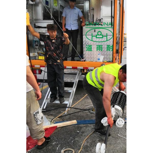 UV Sewer Lining Ultraviolet Curing Process Trenchless Water Line Repair Urban DN740