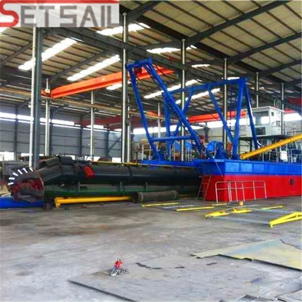 Hydraulic Control Diesel Engine Power Cutter Suction Ship for Dredger