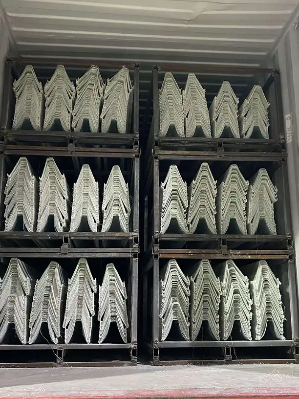 Flat Roof Rain Gutters Roofing Accessories PVC Translucent Rain Gutter Synthetic Plastic