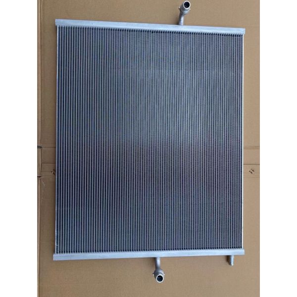 New Aluminium Radiator Auto Spare Parts OEM 1675000300 For Mercedes 2020