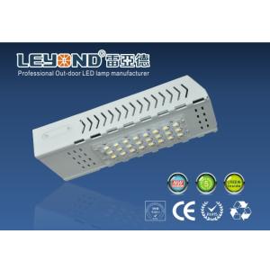 Outside Solar LED Street Lighting Fixture IP65 AC100-240V DC12 / 24V