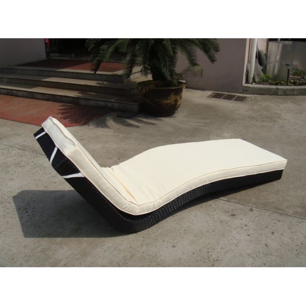 Buy Hotel Park Strong Brown Sunlounger With Power Coated Aluminum Frame at wholesale prices