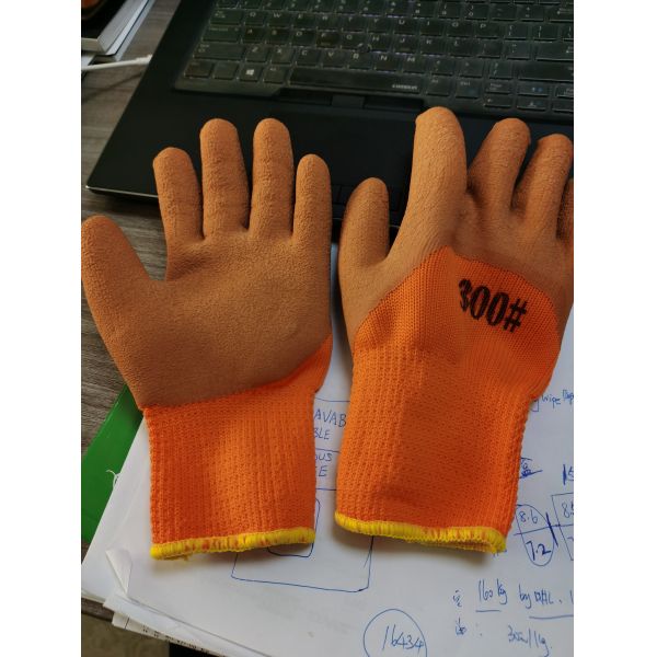 Cold Resistant Anti Slip 23cm Foam Latex Work Gloves