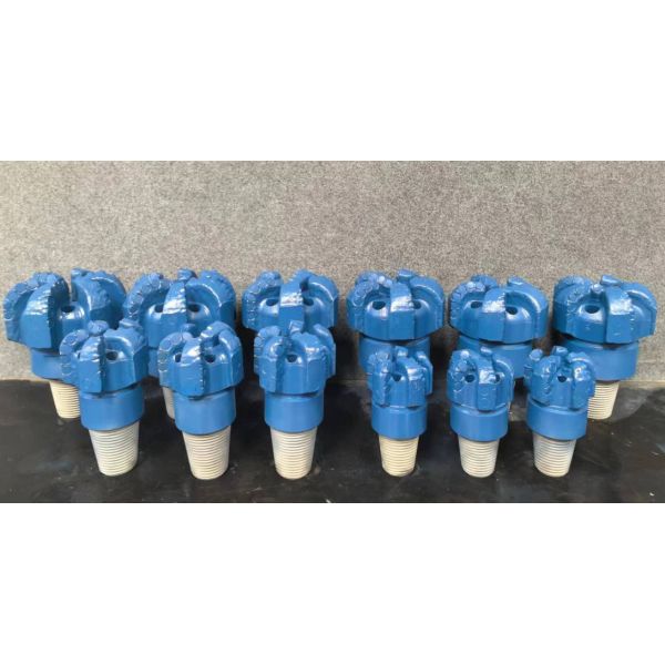 Customized Hardfacing PDC Polycrystalline Diamond Drill Bits Cutters For Coal Mine