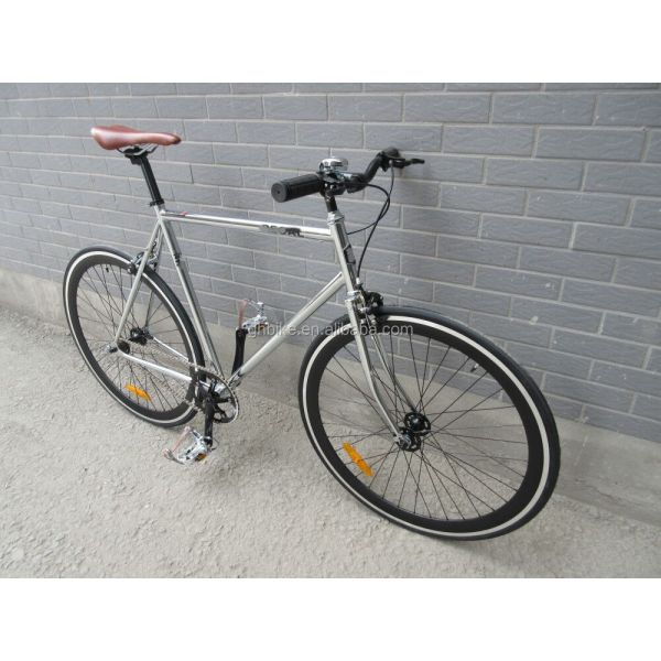 Retro Vintage 700C Single Speed Chrome Racing Cycle with KMC Chain and Lasco Crank Set