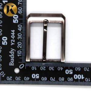 Popular 35mm Black Pin Belt Buckles With Smooth Surface Treatment