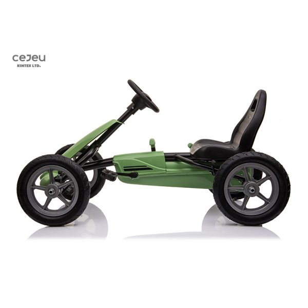 Inflatable Wheels Kids Go Karts 113*64*62CM Pedal Powered Go Kart 4km/H