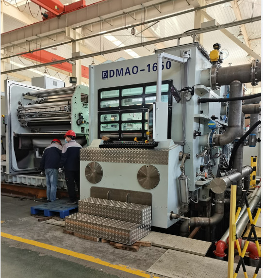 Buy Vacuum Winding Aluminium Evaporation Plating Equipment DMAO-1650 2450mm at wholesale prices