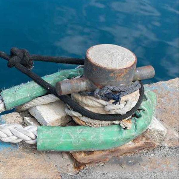 Stainless Steel Mooring Bollards For Superior Corrosion Resistance Hongruntong Marine