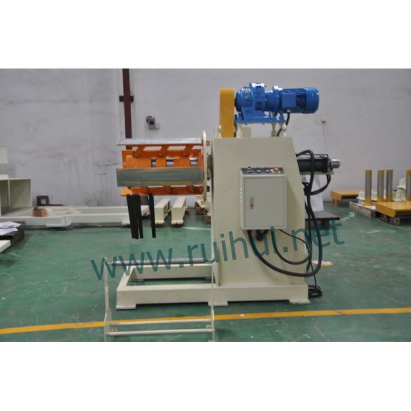Coil Hydraulic Steel Decoiling Machine 800 Width With Onre Year Warranty