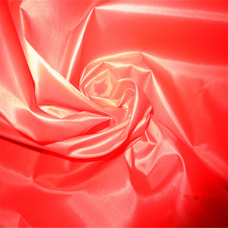 Soft Customized Fabric Exported 210T Polyester Lining Taffeta Color Fabric for Market