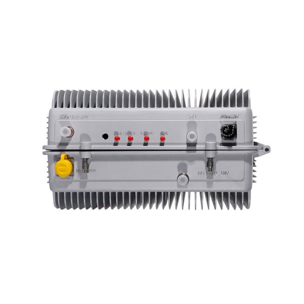 Buy Customized 5 Watt LTE 2600MHz 4G Signal Repeater Cell Tower Booster at wholesale prices
