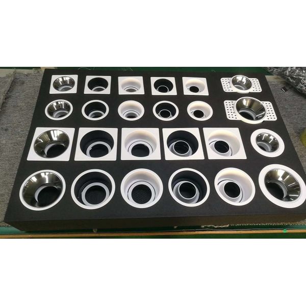 Narrow Edge Anti Glare MR16 Ceiling Lights Frame