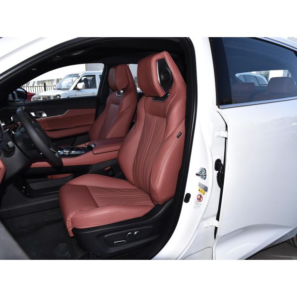 130km NEDC Mileage Changan Uni-K Petrol SUV 2024 Model 1845kg Curb Weight 2.0T Engine