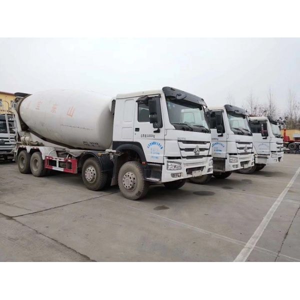 Buy 8x4 12 Wheels 12M3 Used Concrete Mixer Truck at wholesale prices