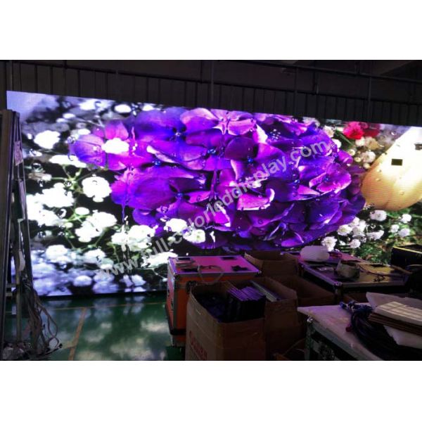 Super Slim Outdoor Led Display Screen Lightweight 40000 Pixels/Sqm