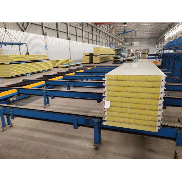 Buy Fireproof Glass Wool Sandwich Panel 100mm Thickness For Soundproofing at wholesale prices
