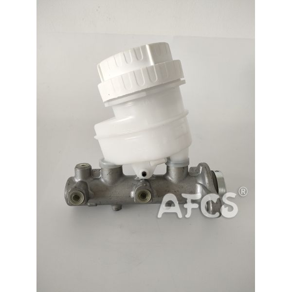 MN102440 Brake Master Cylinder For Mitsubishi L200 Triton 2011-2015