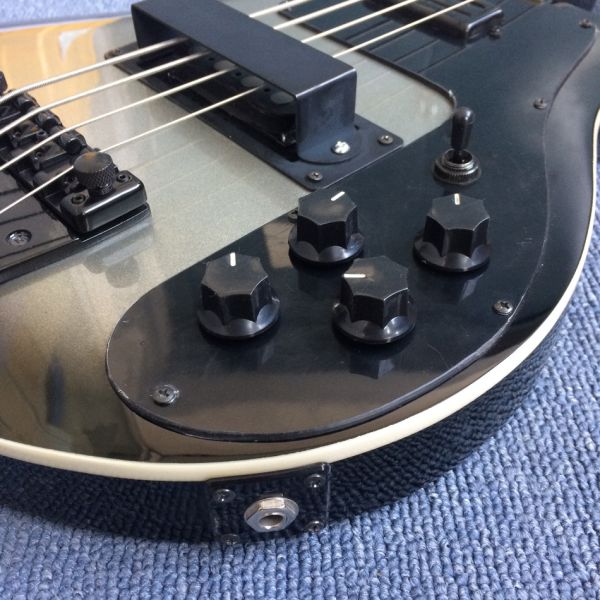 Best Bass Top quality Rick 4003 model Ricken 4 strings Electric Bass guitar in Metal color Chrome hardware, Free shippin